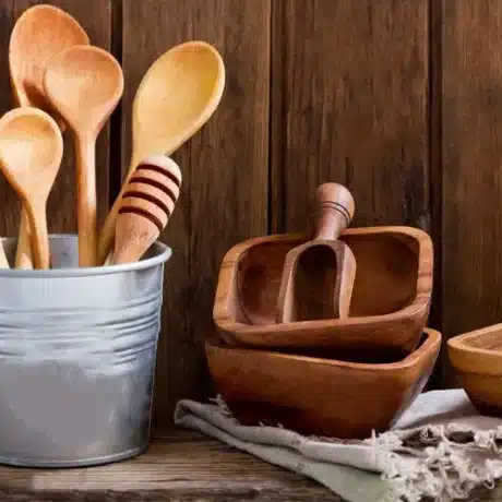 راهنمای جامع نگهداری ظروف چوبی آشپزخانه