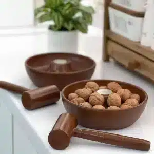 گردو شکن طرح چوب سون