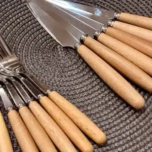 ست کارد و چنگال دسته چوبی